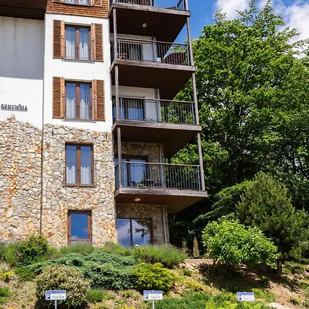 Widok Na Szrenice Z Tarasem